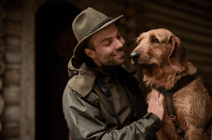 Hunde als treuer Begleiter auf der Jagd